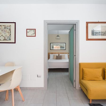 Independent House 51 Apartment Napoli Bagian luar foto