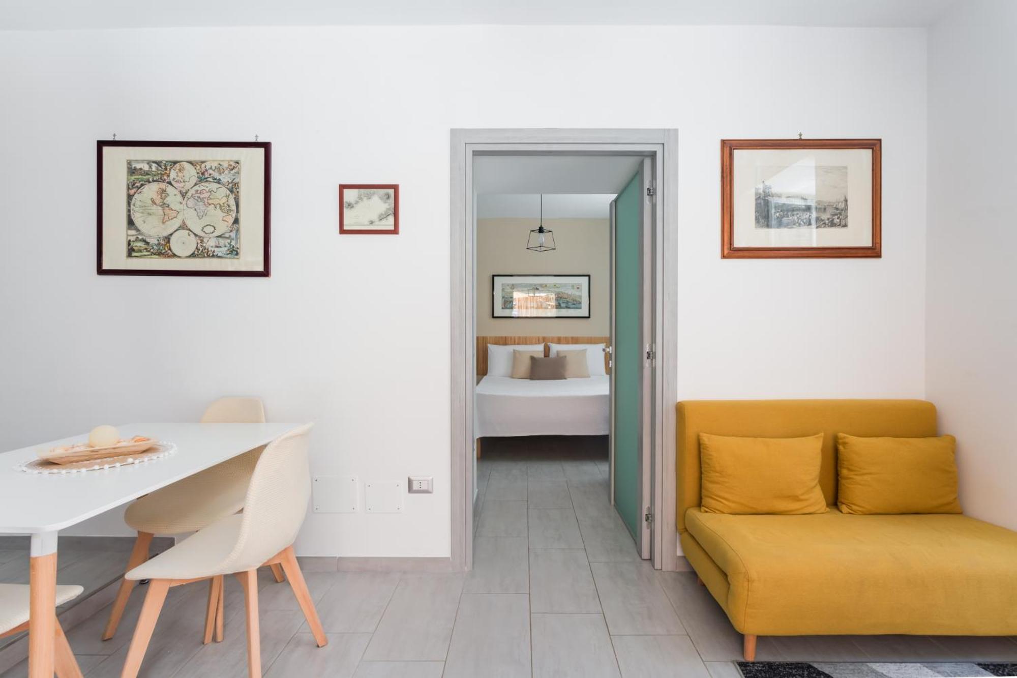 Independent House 51 Apartment Napoli Bagian luar foto
